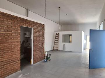 Bodega-Galpón · 60m² · 6 Ambientes · Galpón en General Pueyrredon