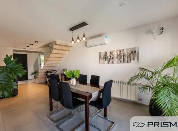 Casa de 12 ambientes, Córdoba · Dúplex - 3 Dorm. C/pileta - La Luisita