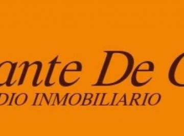 Casa · 300m² · 3 Ambientes · 1 Cochera · Casa en Venta en Lomas del Mirador