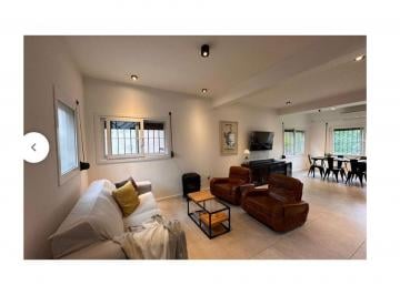 Casa · 124m² · 4 Ambientes · 1 Cochera · Alquiler Casa 4 Ambientes Hurlingham