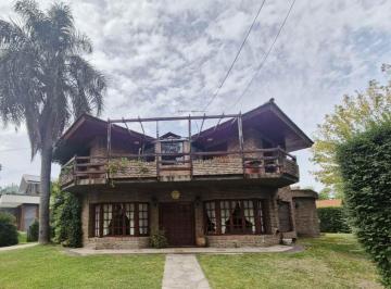 Casa · 206m² · 4 Ambientes · 1 Cochera · Casa en Venta en Mapuche Cc Frente Al Golf
