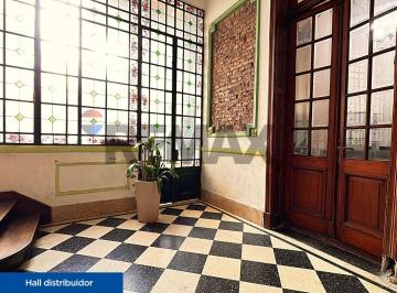 Casa · 248m² · 5 Ambientes · 1 Cochera · Casa en Venta 4 Dorm, Cochera, Jardín y Terraza