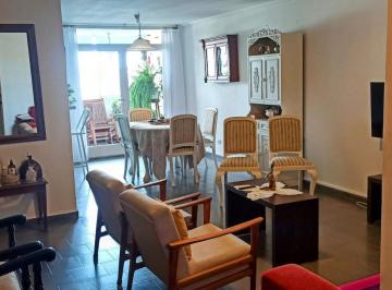 Departamento · 85m² · 4 Ambientes · 1 Cochera · Balcón y Cochera - Dto 3 Dorm - 2 Baños. Impecable!