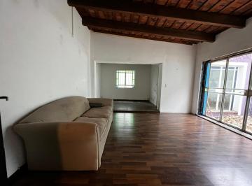 Casa · 132m² · 4 Ambientes · 1 Cochera · Casa 4 Ambientes en Venta en Victoria, San Fernando