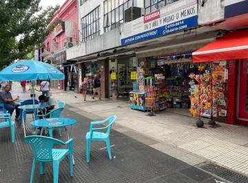 Local comercial · 54m² · Excelente Local Comercial a La Venta en La Peatonal Belgrano - San Martin