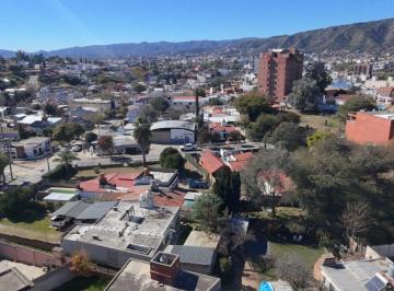 PH · 73m² · 12 Ambientes · 1 Cochera · Venta PH Centro Carlos Paz. 3 Dorm, Amplio Patio.