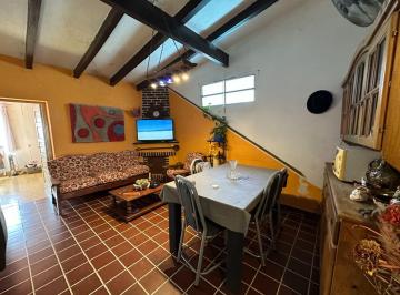 PH · 73m² · 12 Ambientes · 1 Cochera · Venta PH Centro Carlos Paz. 3 Dorm, Amplio Patio.