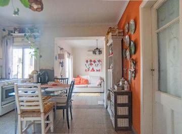 PH · 40m² · 2 Ambientes · Venta PH 2 Ambientes en Bernal Centro con Balcon