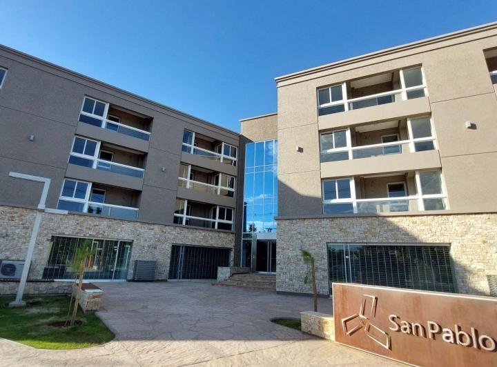 Departamento · 77m² · 3 Ambientes · 1 Cochera