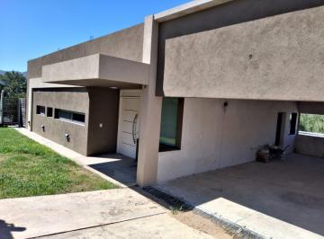 Casa de 7 ambientes, Villa Parque Siquiman · Casa a Estrenar en Venta en Villa Parque Siquiman, Cordoba