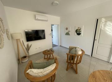 Departamento · 42m² · 2 Ambientes · 1 Cochera · Departamento en Quilmes
