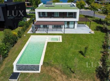 Casa · 300m² · 6 Ambientes · 4 Cocheras · Casa Amoblada en Alquiler Anual a La Laguna, Marinas Puertos Escobar