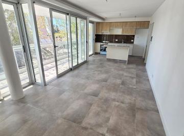 Departamento de 3 ambientes, Rosario · Piso Exclusivo de 2 Dorm. con Balcón y Patio
