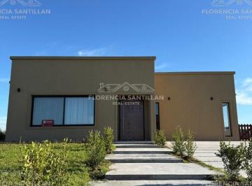 Casa · 168m² · 4 Ambientes · 1 Cochera · Casa Chalet en Venta en Santa Clara Al Sur, San Vicente, G. B. a. Zona Sur
