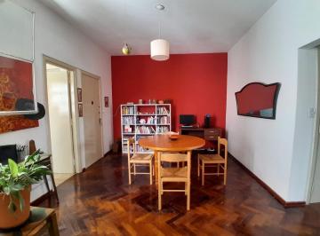 Departamento · 90m² · 4 Ambientes · Departamento - Congreso