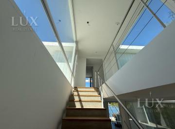Casa · 304m² · 7 Ambientes · 2 Cocheras · Casa a La Laguna Muelles Puertos del Lago Escobar