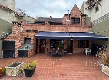 Casa · 227m² · 6 Ambientes · 3 Cocheras · Casa en Villa Devoto