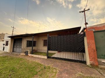Casa · 110m² · 3 Ambientes · 2 Cocheras · Venta Casa 3 Amb C/patio y Gge. Temperley