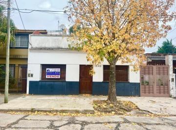 PH · 65m² · 3 Ambientes · Casa Tipo PH Al Frente a Reciclar Y/o Refaccionar