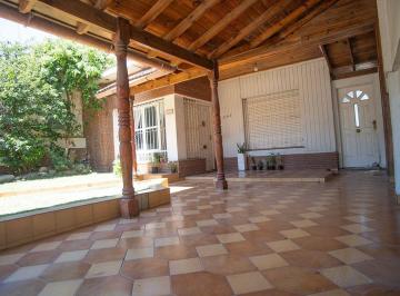 Casa · 121m² · 3 Ambientes · 1 Cochera · Casa 3 Amb (Patio + Terraza) - Monte Grande