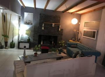 Casa · 136m² · 3 Ambientes · Casa en Venta - 2 Dorm. 2 Baños - Ezeiza