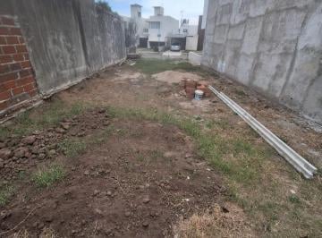 Terreno · 150m² · Venta Lote Apto Duplex - Nuevo Poeta Lugones - 155 m²