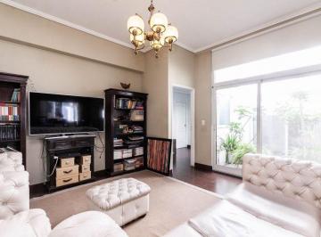 Casa · 400m² · 9 Ambientes · 2 Cocheras · Venta Casa con Piscina + 2 Dptos + Local Lanus Centro
