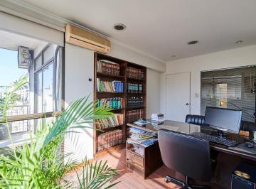 Oficina comercial · 138m² · 7 Dormitorios · Venta Piso Alto Al Frente Sobre Av Callao – Uso Profesional o Vivienda
