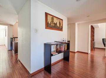 Oficina comercial · 138m² · 7 Dormitorios · Venta Piso Alto Al Frente Sobre Av Callao – Uso Profesional o Vivienda