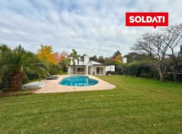 Casa · 105m² · 5 Ambientes · 2 Cocheras · Highland Park Lote de 876 m² con Vista Abierta Al Golf