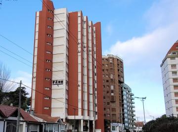 Departamento · 76m² · 3 Ambientes · 1 Cochera · 3 Ambientes en El Centro