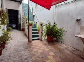 Casa · 154m² · 5 Ambientes · 1 Cochera · Venta Casa 5 Amb. Mataderos, Cochera y Terraza.