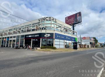 Local comercial · 127m² · 2 Ambientes · 1 Cochera · Alquiler de Local de 127 m² en Vincere Pilar