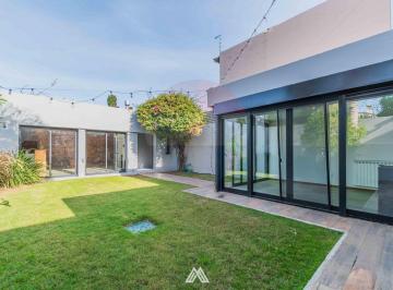 Casa · 205m² · 5 Ambientes · 2 Cocheras · Alquiler Casa Pocitos Pu Jardín 3 Dorm. 2gje