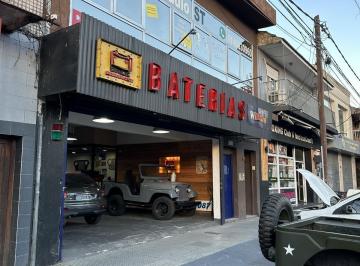 Local comercial · 292m² · 4 Ambientes · Local Comercial Martinez