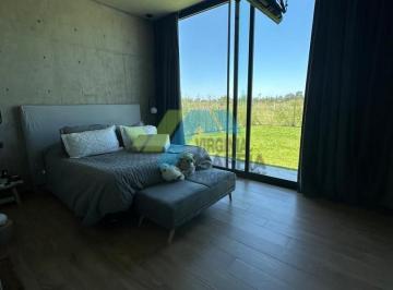 Casa · 278m² · 5 Ambientes · Casa en Venta en San Sebastian - Area 13, San Sebastian, Escobar