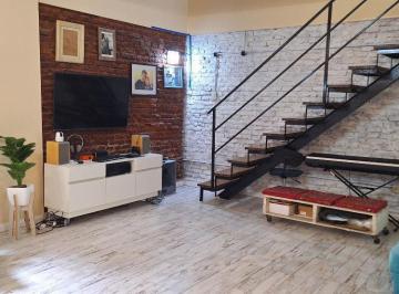 PH · 77m² · 4 Ambientes · PH en Venta - 3 Dorm. 2 Baños - Balvanera