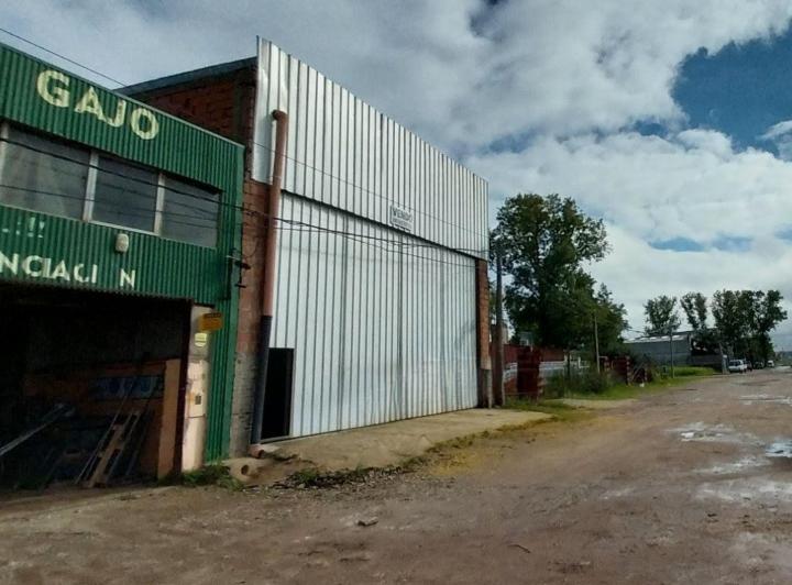 Local comercial · 370m² · 3 Ambientes