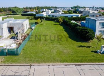 Terreno · 909m² · Lote - 910 m² - Barrio Cerrado - Country San Sebastian, Funes
