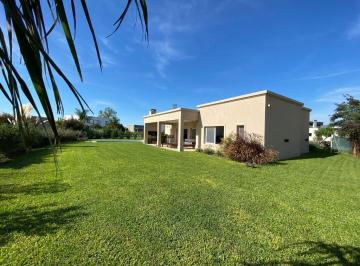 Casa · 160m² · 4 Ambientes · 3 Cocheras · Oportunidad!casa en Alquiler 4 Ambientes El Canton Barrio Norte Escobar - Maschwitz