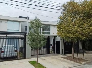 MDZ-MDZ-439_2 · Excelente Duplex 4 Amb con Coch/, Jardin y 3 Baños. Se Acepta Permuta y Vehicul0s