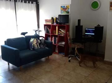Departamento · 97m² · 5 Ambientes · Departamento en Venta - 3 Dorm. 2 Baños - Córdoba