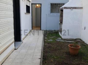 PH · 60m² · 3 Ambientes · Alquiler PH 67 Entre 3 y 4