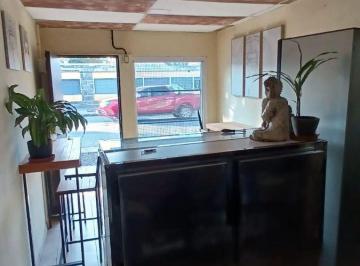 Local comercial de 2 ambientes, Córdoba · Local en Alquiler Gongora 300