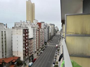 Departamento · 90m² · 4 Ambientes · Alquiler Departamento 4 Amb. con Cochera