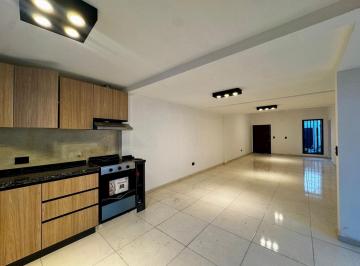 Casa · 109m² · 5 Ambientes · 1 Cochera · Casa Alta Cba - 2 Dorm Pileta y Asador - Apto Credito
