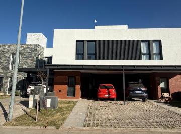 PH · 125m² · 6 Ambientes · Venta Duplex Miradores de Manantiales II