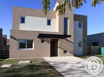 Casa de 5 ambientes, Pilar · Bustamante Prop San Pablo 12559 Casa Venta Pilar