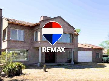Casa · 350m² · 8 Ambientes · 2 Cocheras · Casaventa La Silleta Salta C/ Pileta Apta Credito