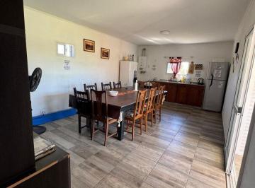 Quinta vacacional · 99m² · 2 Dormitorios · Se Vende Casa Quinta Dos Dorm. y Pileta